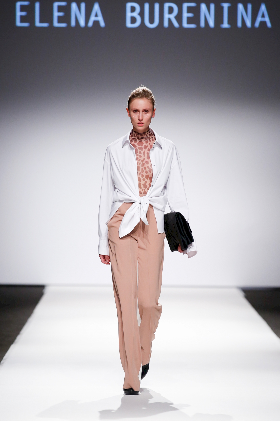 Elena Burenina - MQ Vienna Fashion Week 18
