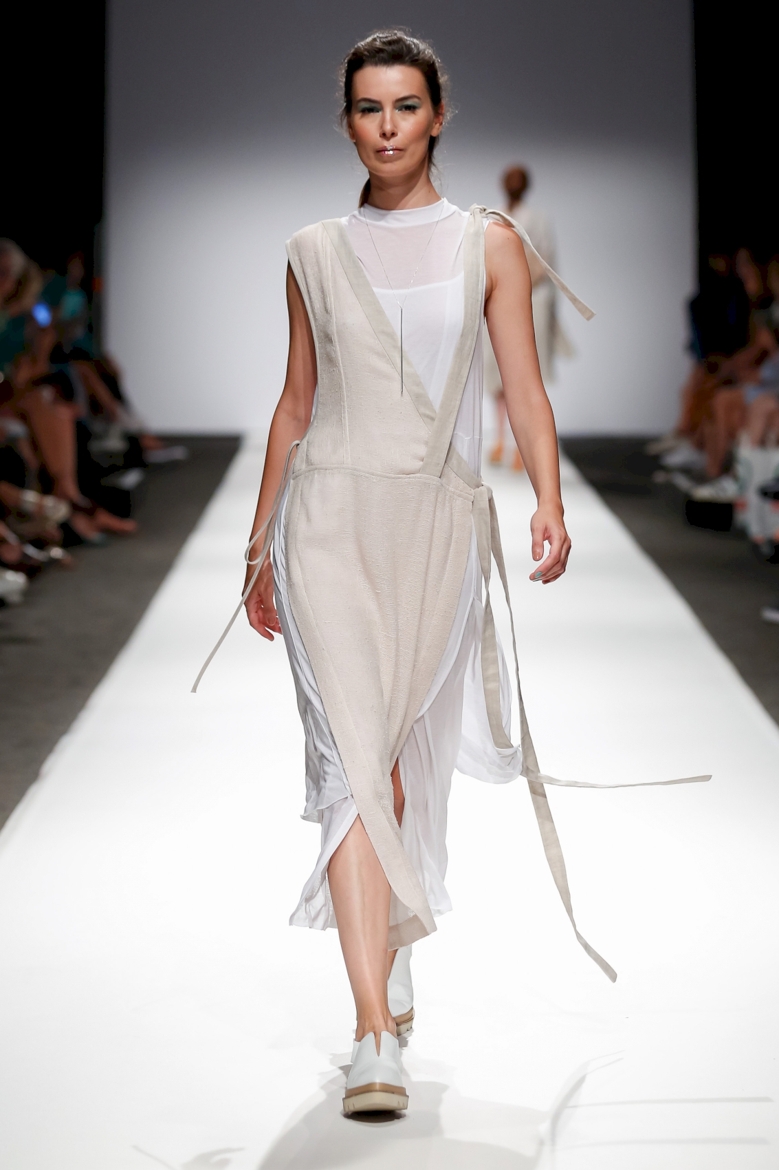 Irina Schrotter - MQ Vienna Fashion Week 18