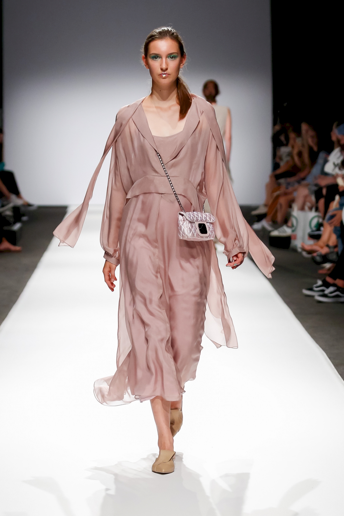 Irina Schrotter - MQ Vienna Fashion Week 18