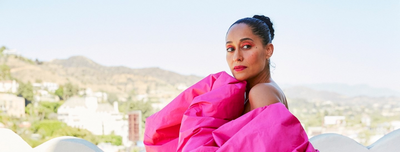  Tracee Ellis Ross to Host The Fashion Awards 2019 