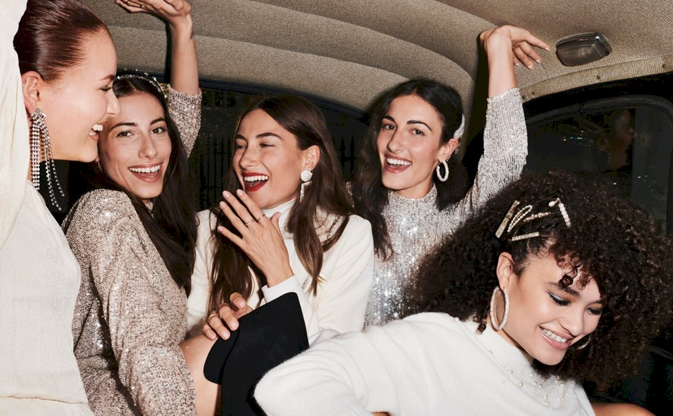 H&M’S HOLIDAY 2019 COLLECTION FOR WOMEN IS BIG ON GLAMOUR